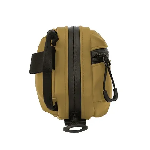 WANDRD-Tech-Bag-Medium-Dalol-Yellow_3.jpg