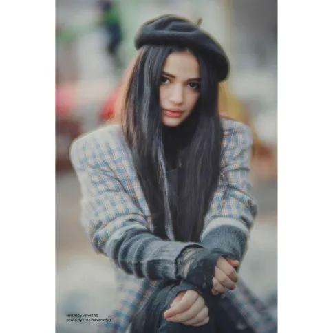 Lensbaby_velvet_85mm_black_canonRF-4.jpg