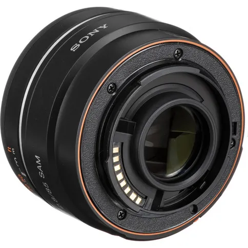 sony_sal_85mm_f2.8_5.jpg