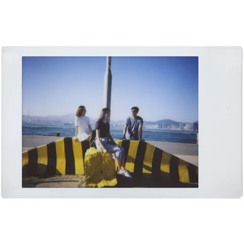 Lomography-Instant-Automat-Lenses-Henry-Steiner-NEW_10.jpg