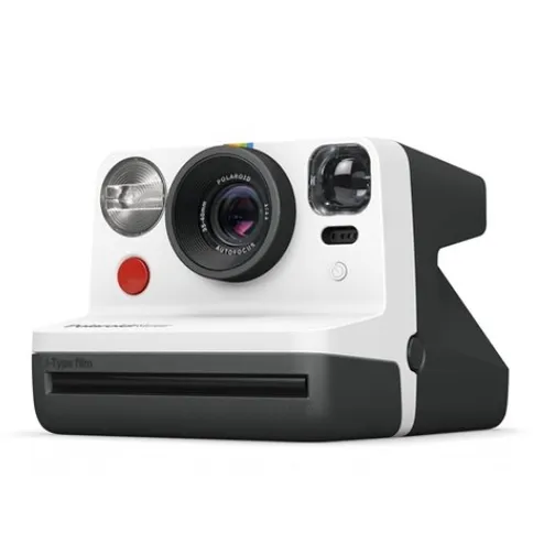 Polaroid-Now-Black-White_2.jpg