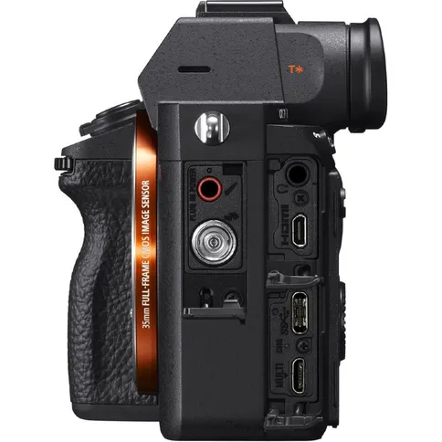 sony-a7riii-a_5.jpg