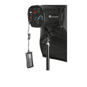 Photogalerie-Kit-3-Flash-250W-GE250_2.jpg