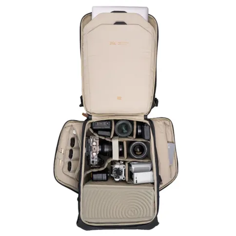 3_PGYTECH_OneGo_2_BackPack_20L_chai.webp