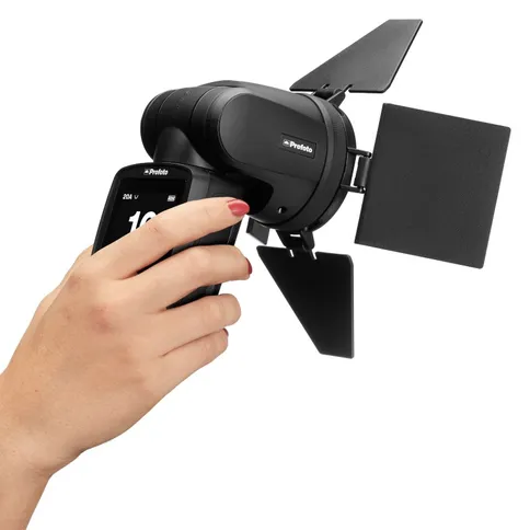 Profoto_Clic_Barndoor_6.jpg