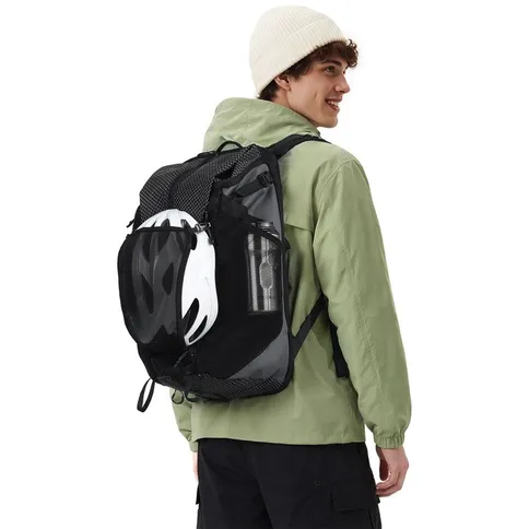 Ulanzi-TP01-Travel-Photography-Backpack-25L_5.jpg