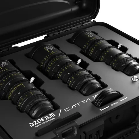 DZOFilm-Catta-ZOOM-Bundles-18-35-35-80-70-135-T2-9-E-mount-zwart_2.jpg