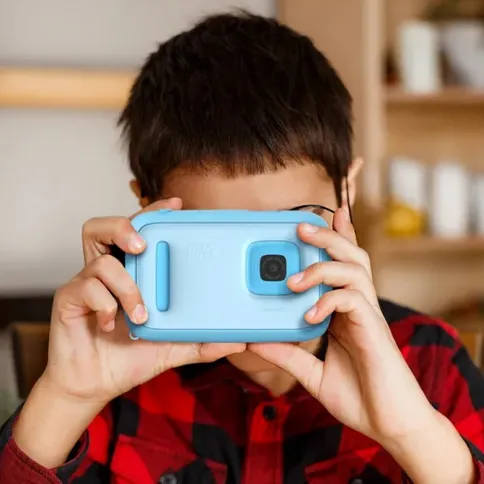 MyFirst_Camera_50_blue_3.jpg