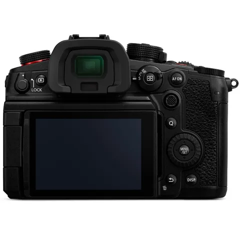 Panasonic_GH7_body_foto8.jpg