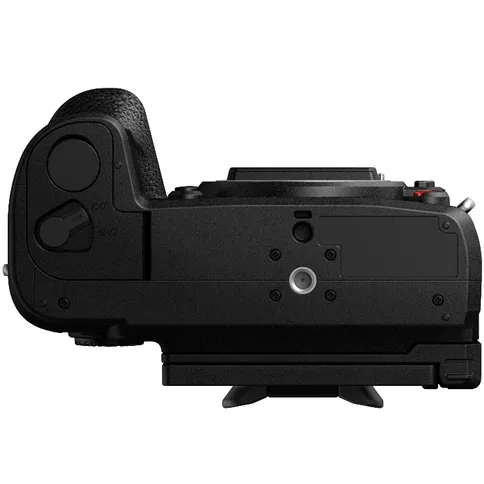 Panasonic_GH7_body_foto12.jpg