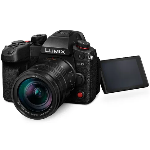 Panasonic_GH7_kit1260_2840_foto4.jpg