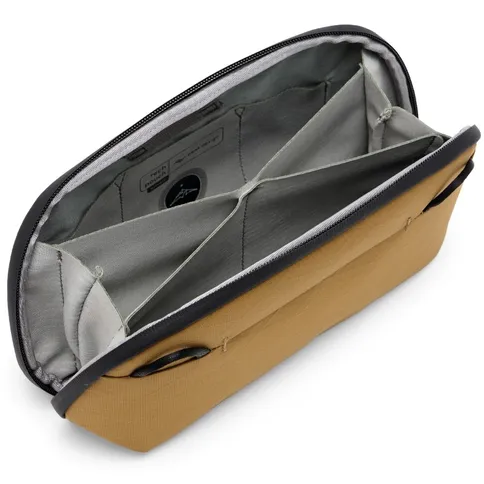 Peak Design-Tech-Pouch-small_4.jpg