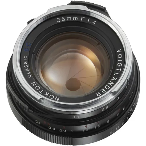 Voigtländer Nokton 35mm f1.4 VM II Single Coated 02.jpg