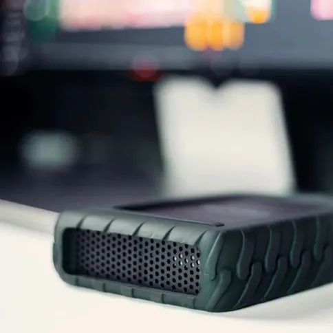 Glyph-Blackbox-Pro-20-TB-7200RPM-Enterprise-Class-USB-C-3-1-Works-with-3-0-2-0_5.jpg