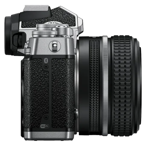 nikon_zfc_28mm6.jpg