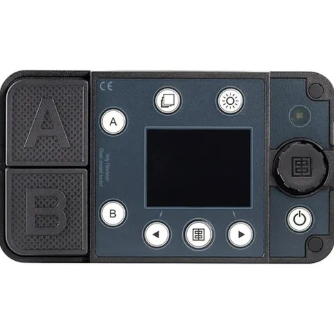 Elinchrom-ELB-500-TTL-Off-Camera-Flash-Kit_8.jpg