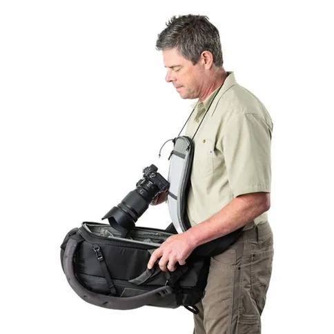 Think-Tank-BackLight-18L-Sprint-Slate-Black_8.jpg