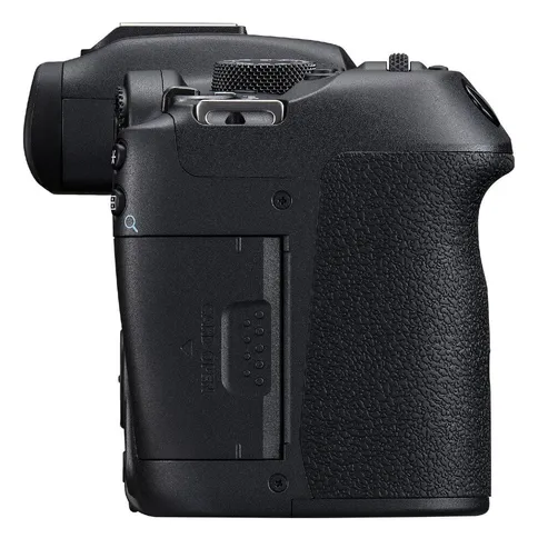 Canon_R7_5.jpg