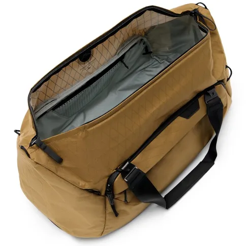 Peak Design-Travel-Duffel-35L_5.jpg