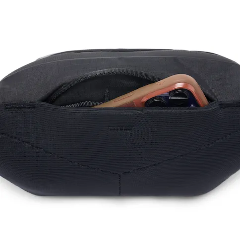 Outdoor-Sling-2L-Black-4.jpg