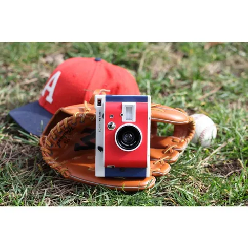 Lomography-Instant-Lenses-Boston_5.jpg