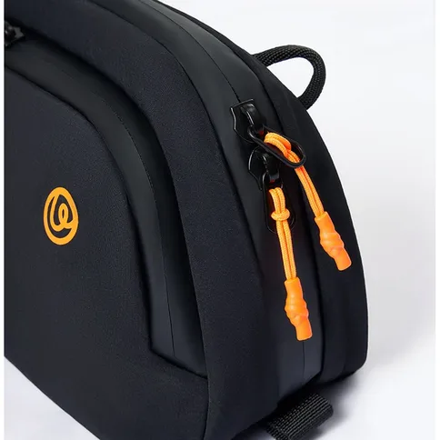 Ulanzi-YY08-TechLite-Sling-Bag-zwart_6.jpg