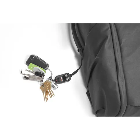 Peak_Design_Everyday_backpack_20L_v2_black_08.jpg