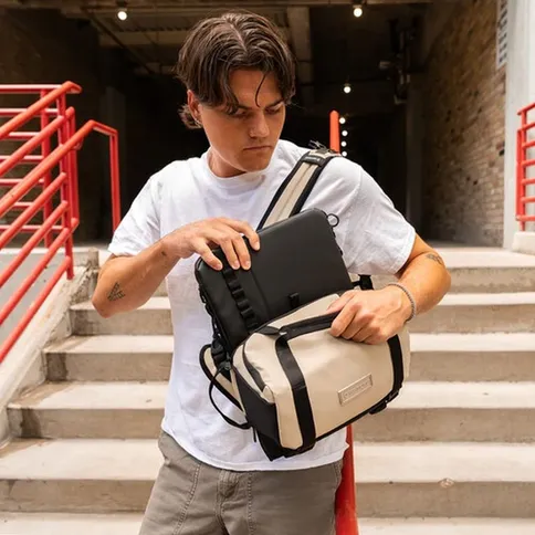 WANDRD-ROGUE-Sling-6L-Yuma-Tan-V2_7.jpg