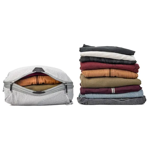 peakdesign_packingcube_medium_raw-4.jpg