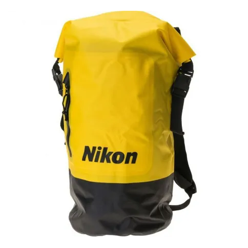 nikon-geel-1.jpg