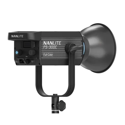 Nanlite-FS-300C-LED-RGBW-Spot-Light_14.jpg