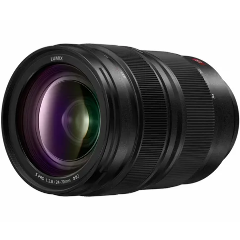 Panasonic_S_Pro_24-70_lens_4.jpg