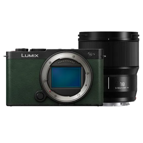 Panasonic Lumix S9 Body Dark Olive Lumix S 18mm F1.8.jpg