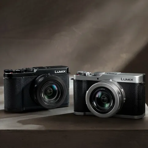 panasonic-lumix-l10-lifestyle-1.jpg