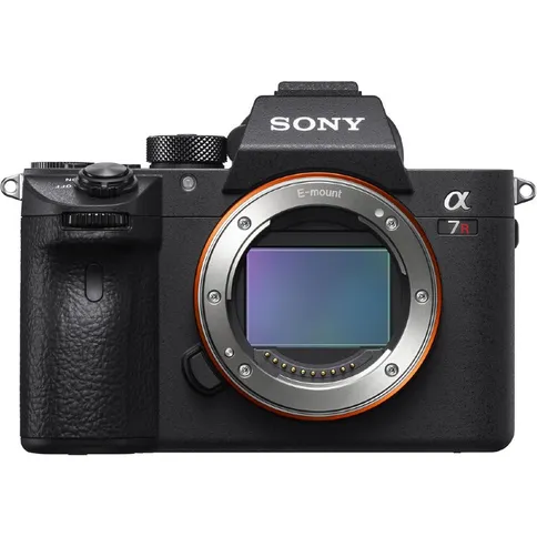 sony-a7riii-a_1.jpg