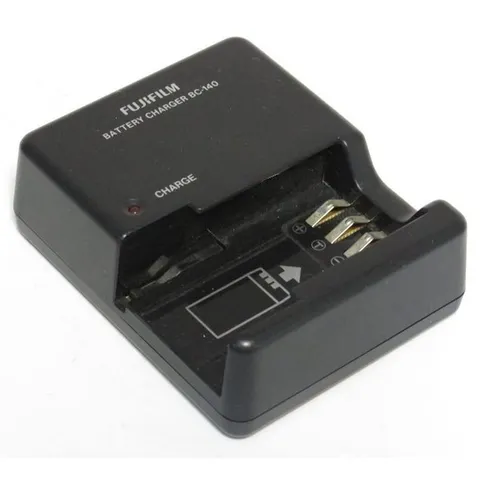 Fujifilm-BC-140-lader-voor-NP-140-uit-kit_1.jpg