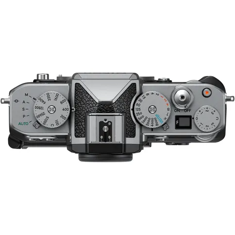 nikon-zf-zilver-24-70mm_3.jpg