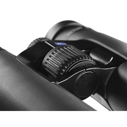 Zeiss_8x42_SF_Victory_4.jpg