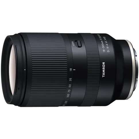 Tamron-18-300_1.jpg