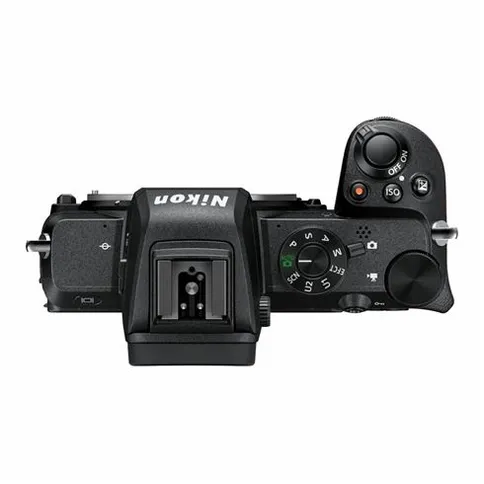 Nikon-4.jpg