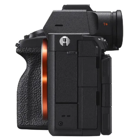 sony_a7rv-2.jpg