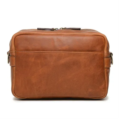 ona-crosby-leren-schoudertas-in-antique-cognac-vak.jpg