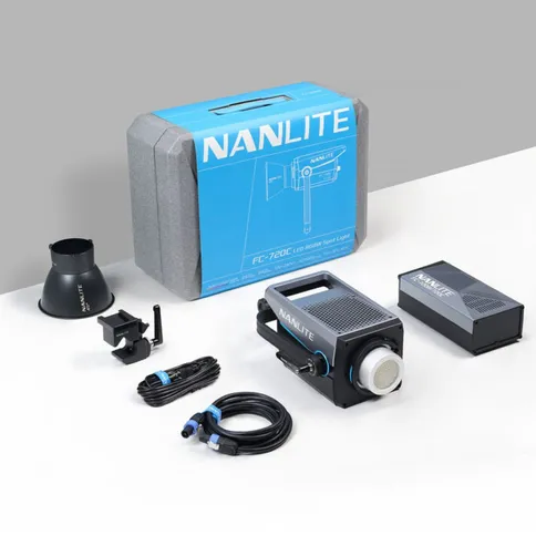 nanlite-fc-720c-led-rgbw-spot-light_10.jpg