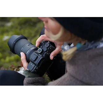 tamron_28-200mm_lifestyle_1.jpg
