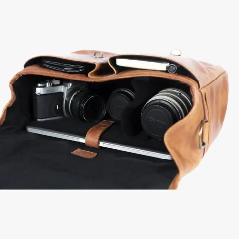 Bronkey-Roma-brown-leather-messenger-bag_3.jpg