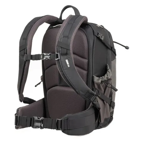 Think-Tank-BackLight-18L-Sprint-Slate-Black_5.jpg