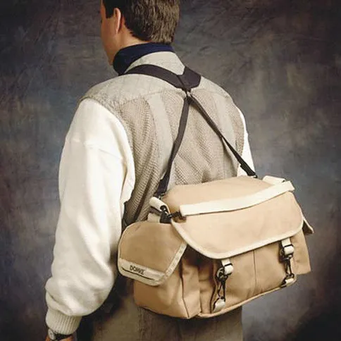 domke_backpack_strap_3.jpg
