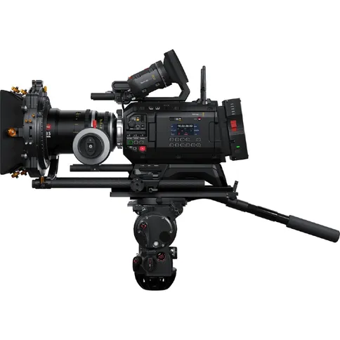 BlackMagic_URSA_Cine_12K_Foto5.jpg