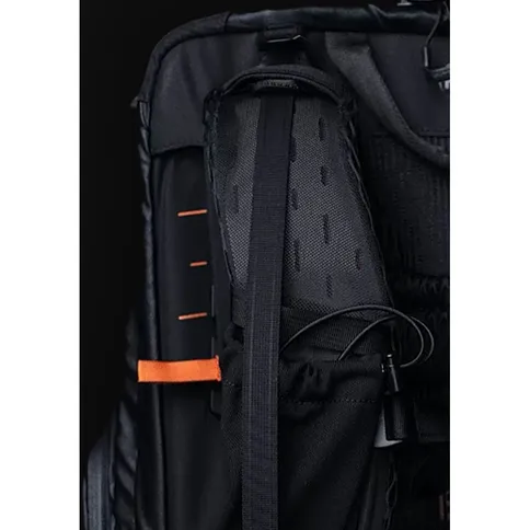 PGYTECH-OnePro-Flex-Backpack-40L-Camera-Insert-M_5.jpg
