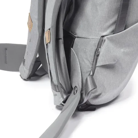 peak_design_hipbelt_ash-5.jpg